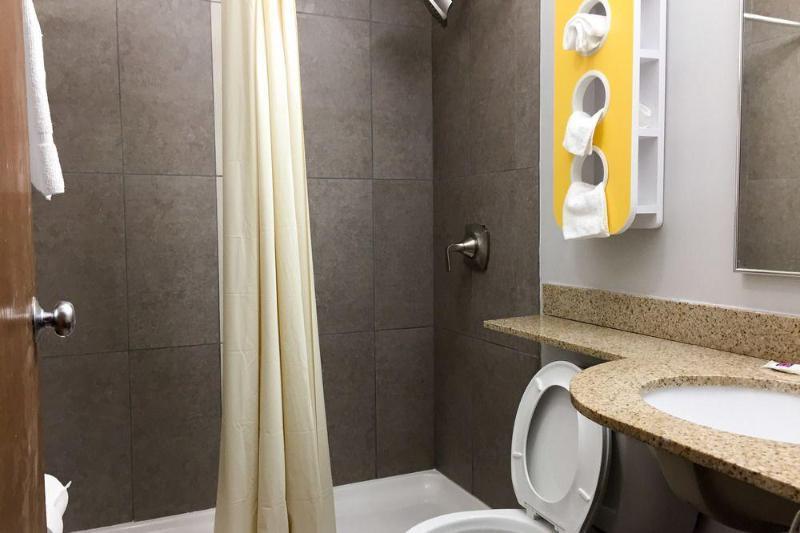 Quality Inn & Suites Watertown Fort Drum Calcium Eksteriør bilde