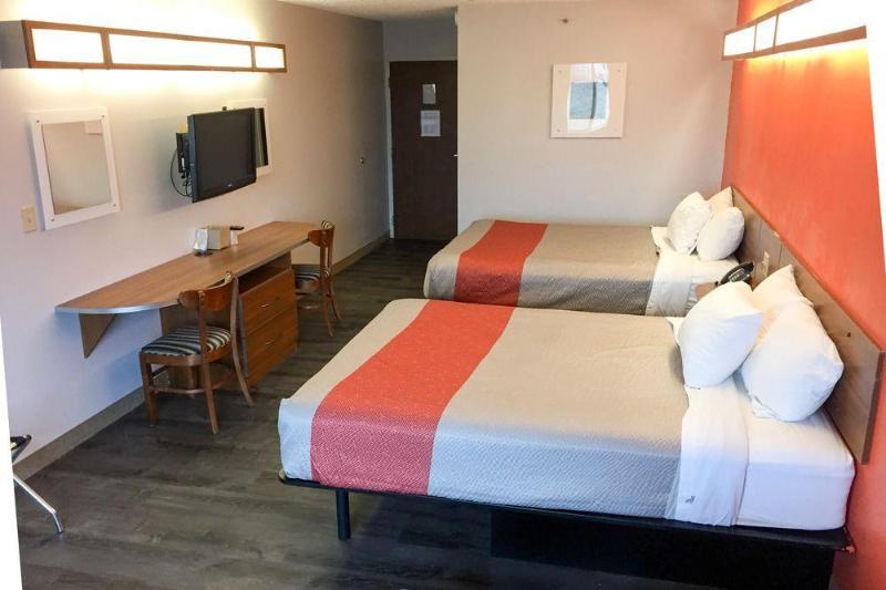 Quality Inn & Suites Watertown Fort Drum Calcium Eksteriør bilde